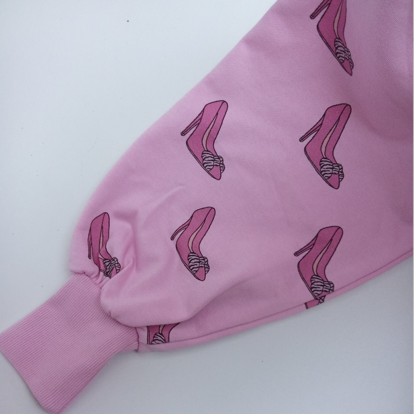 Pink cotton sweatshirt with volume, baggy sleeves and rib cuff